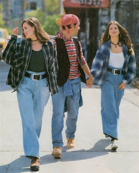 90s street fashion